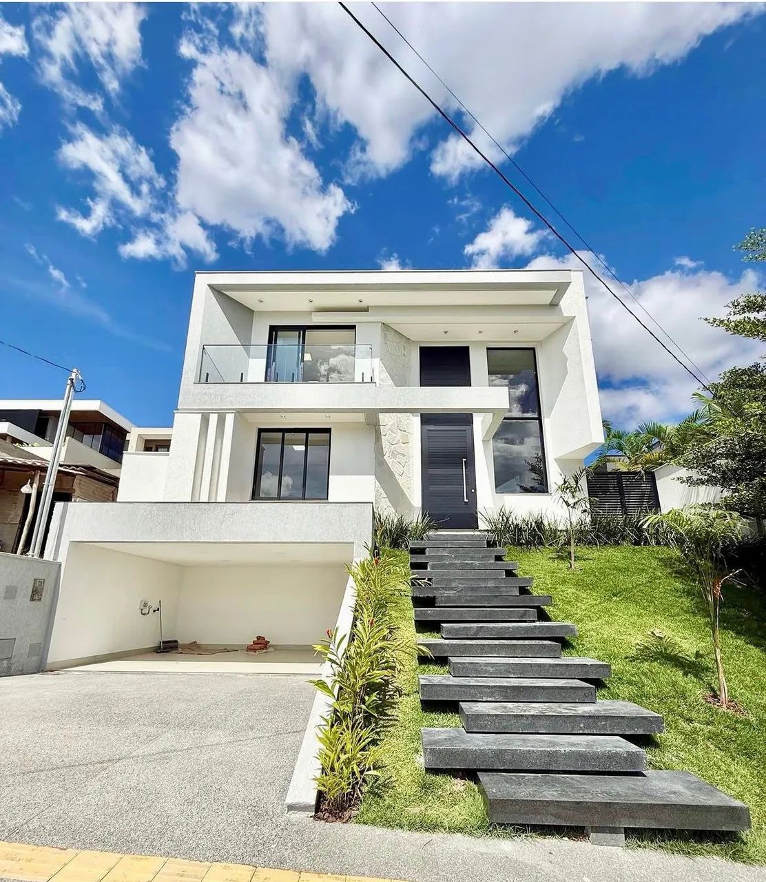 Casa Jardins Bolonha 253m²