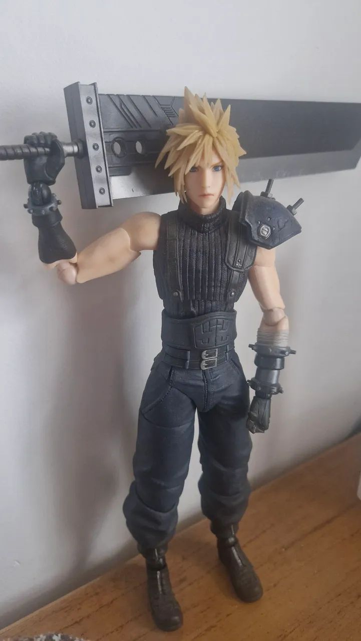 Action Figure Final Fantasy 7 Edição Colecionador - Foto 4