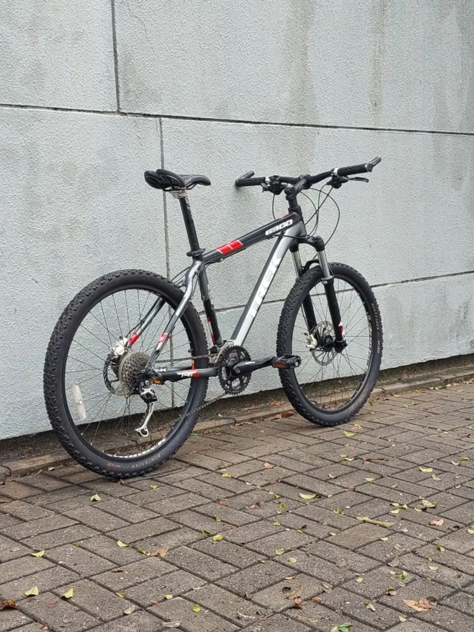 Bicicleta TREK 6300 com 27 marchas - Foto 3