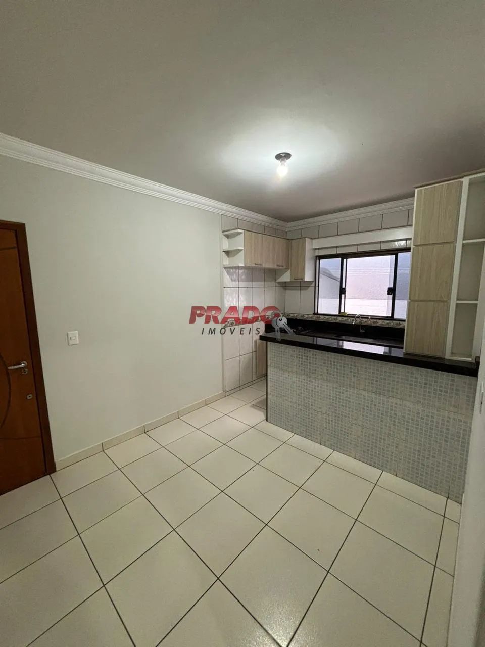 Casa à venda em Maringá, Jardim Itália II, com 3 quartos, com 99.8 m² - Foto 3
