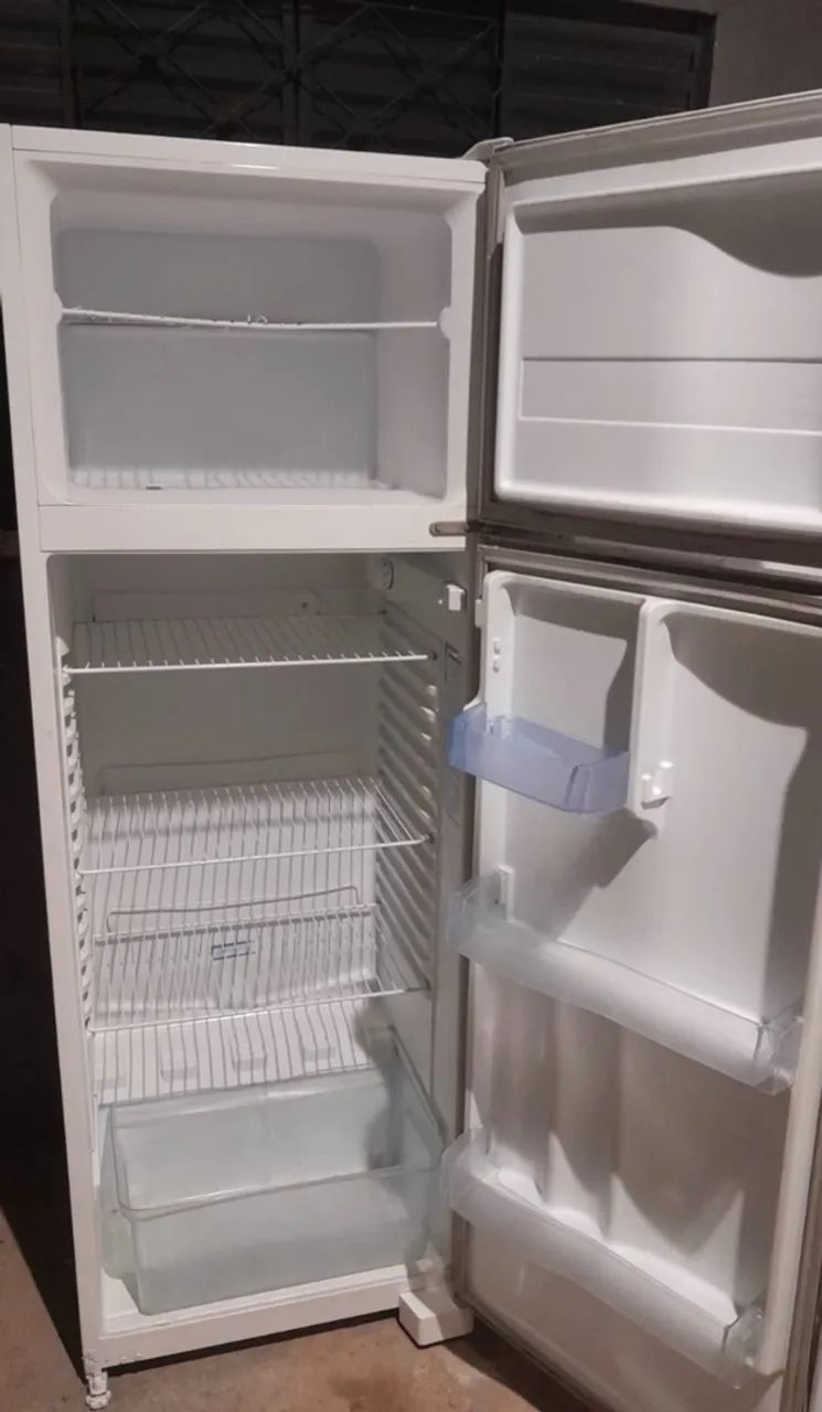 Geladeira otimo estado 