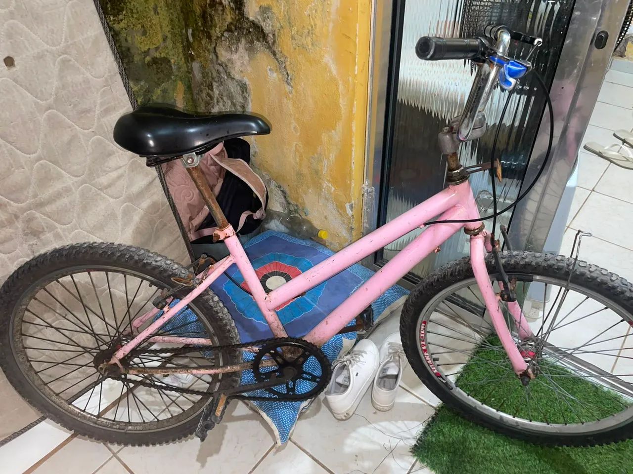 Bicicleta aro 24 toda boa 