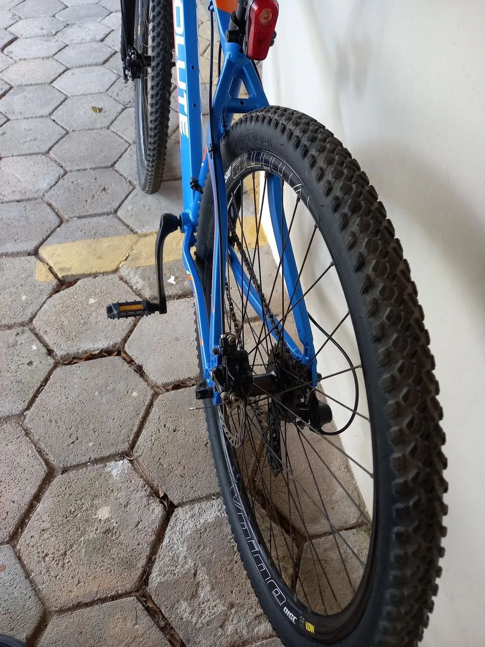 Bicicleta ABSOLUTE NERO Azul E Laranja aro 29 - Foto 4