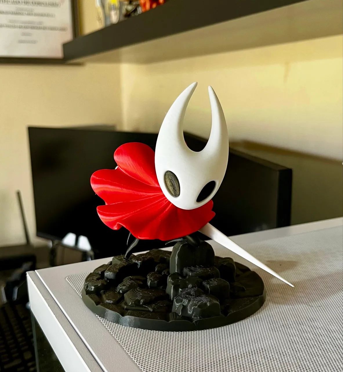 Boneco Hornet - Silksong 