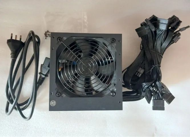 Fonte Cooler Master MWE Bronze V2 650W 80 Plus Bronze com Caixa - Foto 4