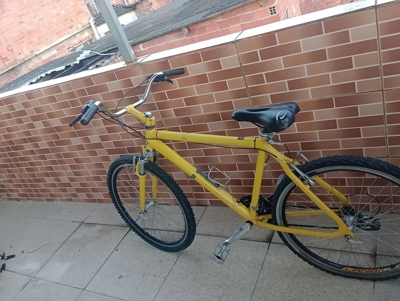 Bicicleta aro 26 em alumínio  - Foto 2