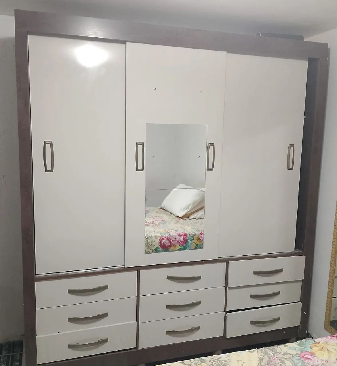 Guarda roupa a venda