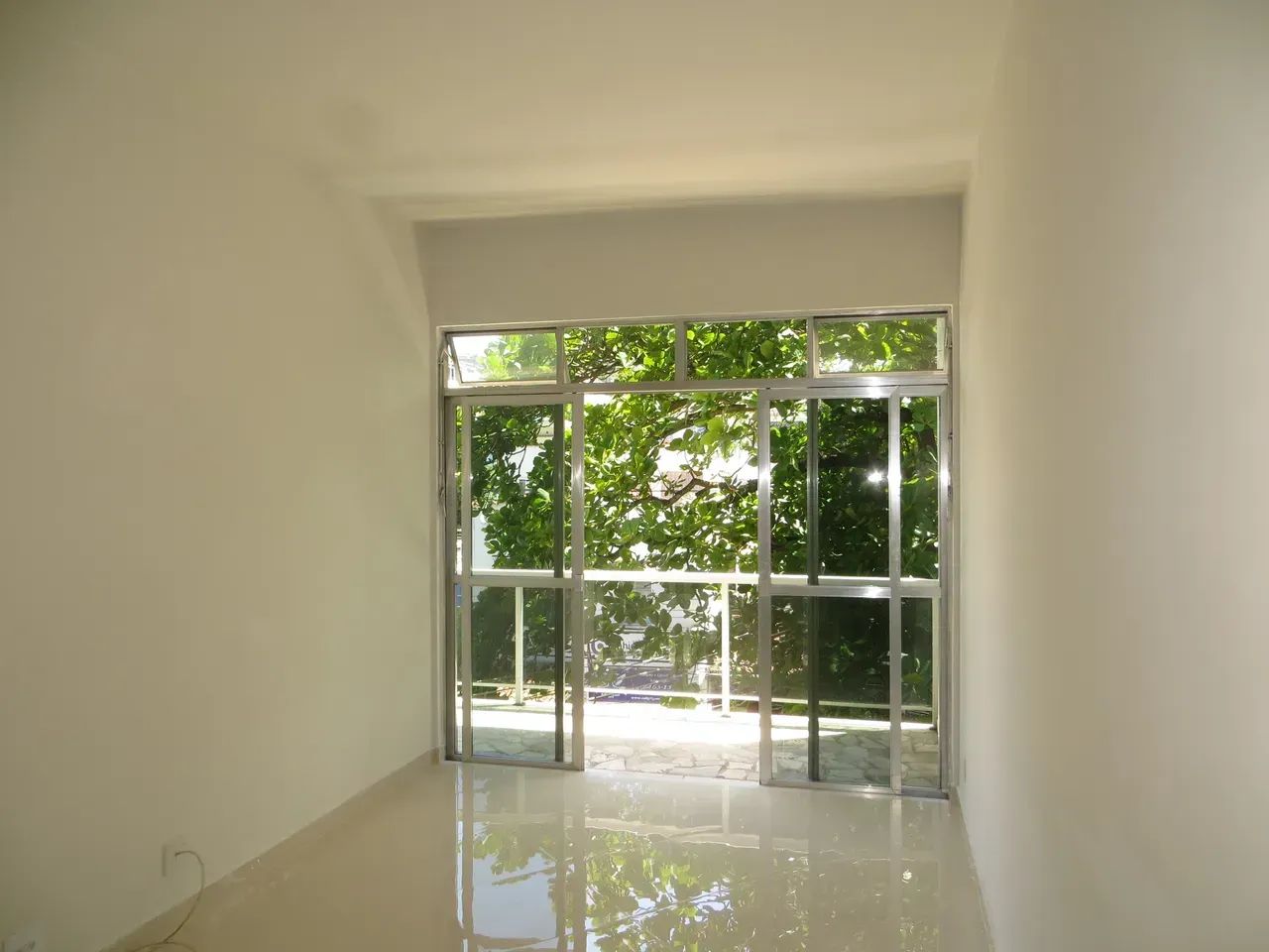 Ótimo 2 quartos, varanda, jardim guanabara, perto condução e comércio, elevador - Foto 5