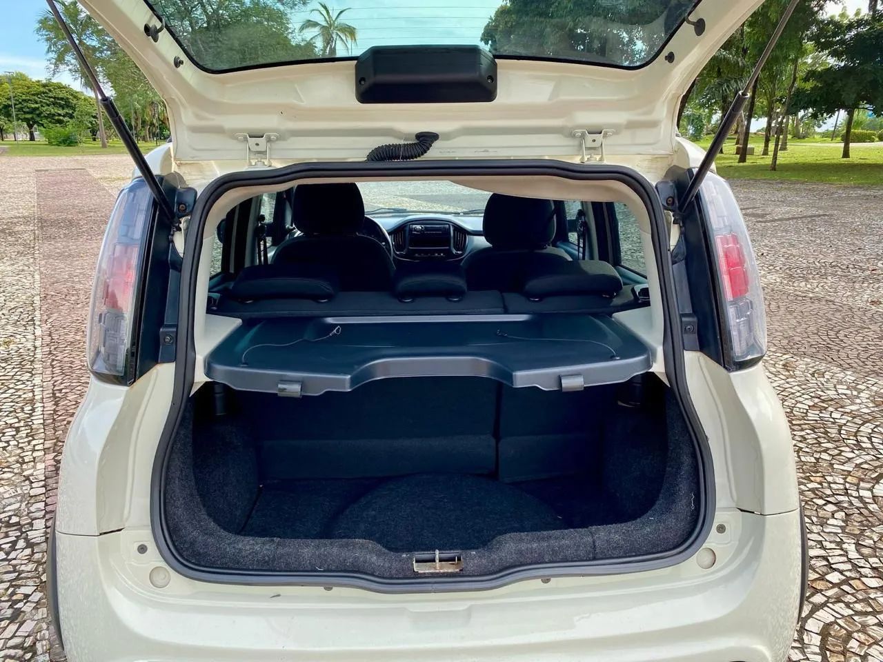Fiat Uno WAY 1.3 Flex 8V 5P 2017 - Foto 4