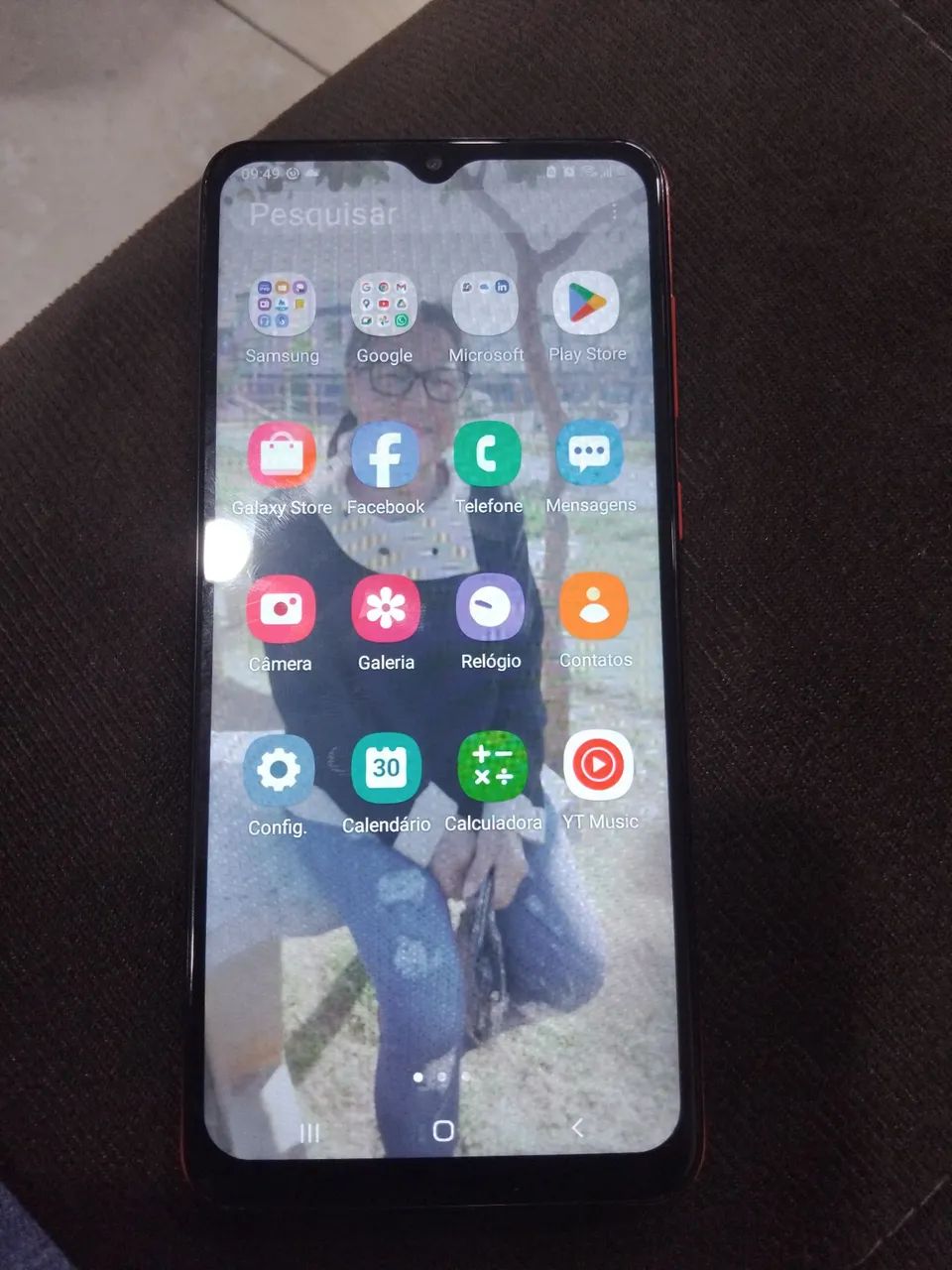Celular A02 Samsung  32 giga funcionando perfeitamente sem trinca em perfeito estado 