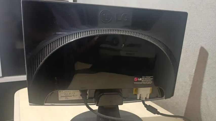 Monitor LG 17 polegadas  - Foto 2