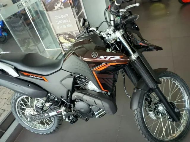 Lander zero km * ** Aceito sua moto na troca - Foto 5