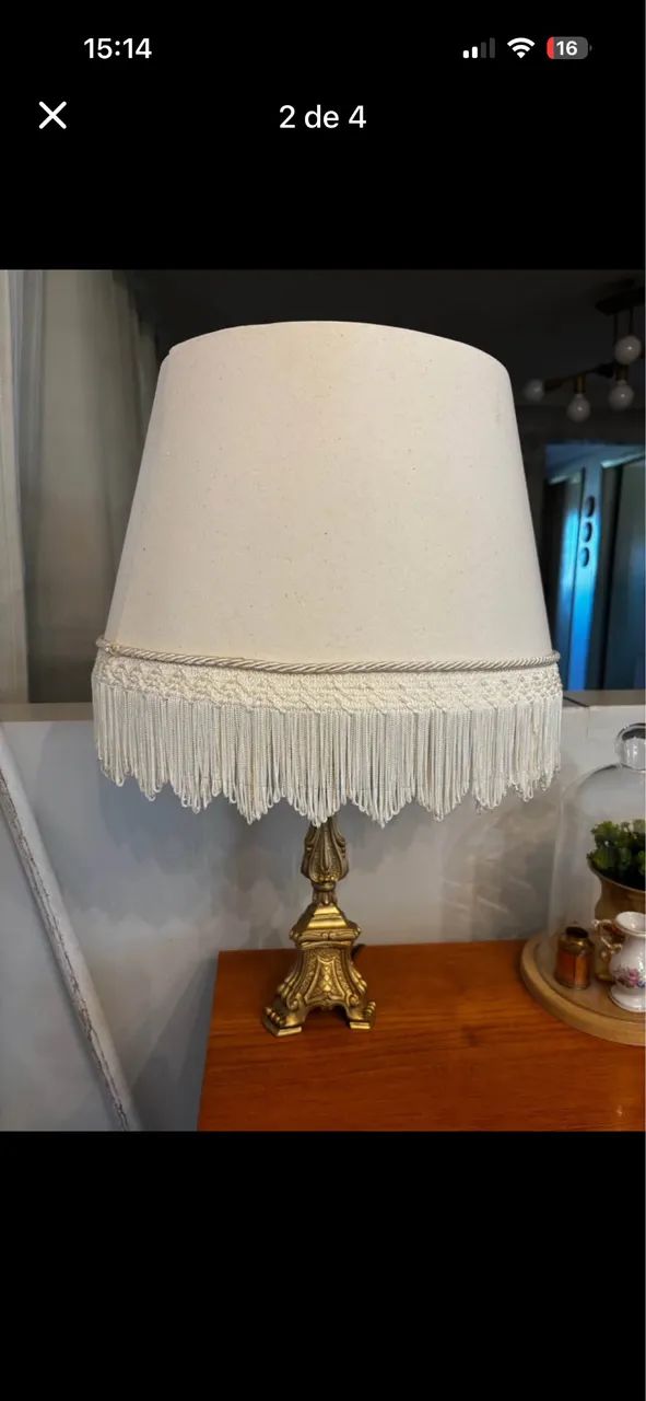 Abajur com cúpula 