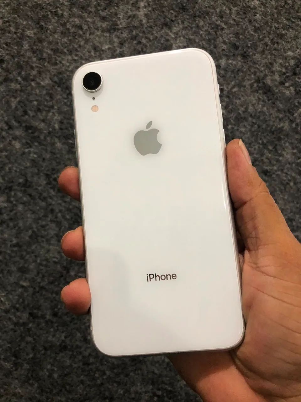 iPhone XR 128 gb branco  - Foto 2