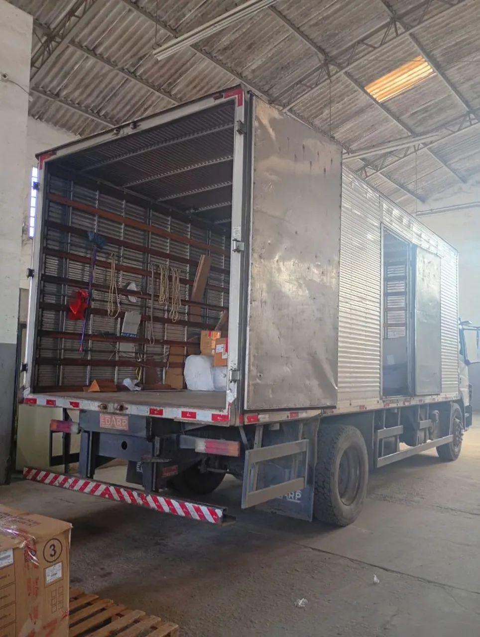 Vendo caminhao pronta para trabalhar  - Foto 4