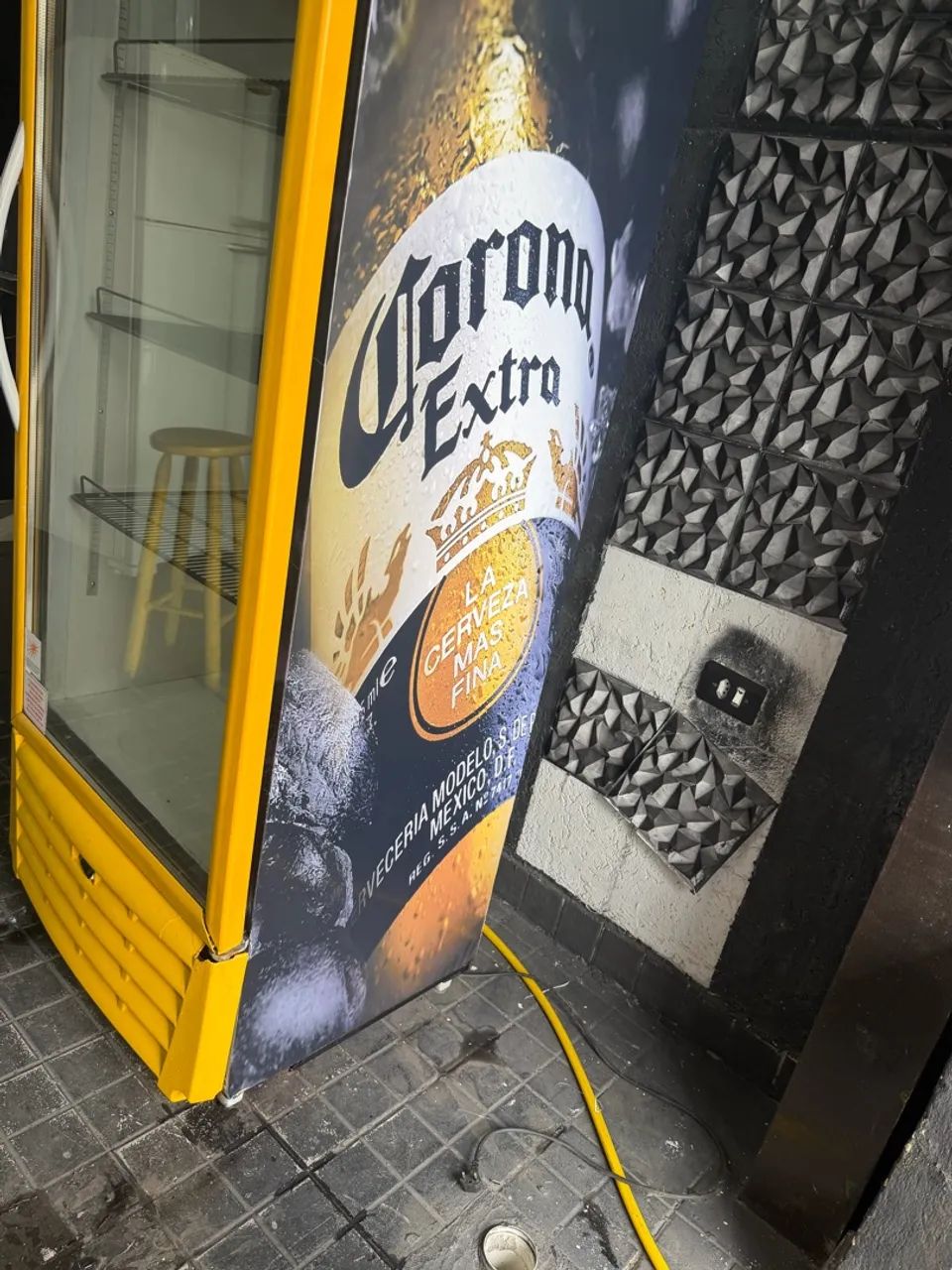 Expositora de vidro 220v  - Foto 4