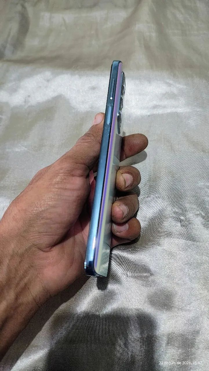 Smartphone Motorola Edge 20 pro, com nota - Foto 3