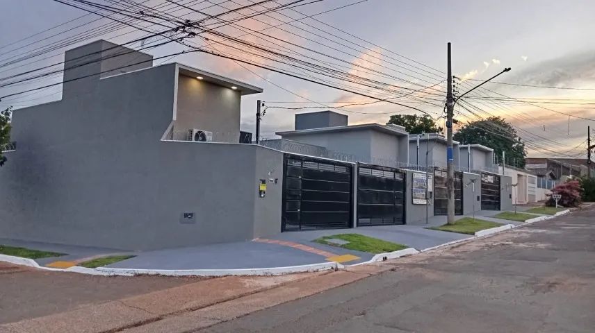 Casa Nova no Bairro Guanandi com 02 quartos, sendo um apto com jardim de inverno - Foto 2