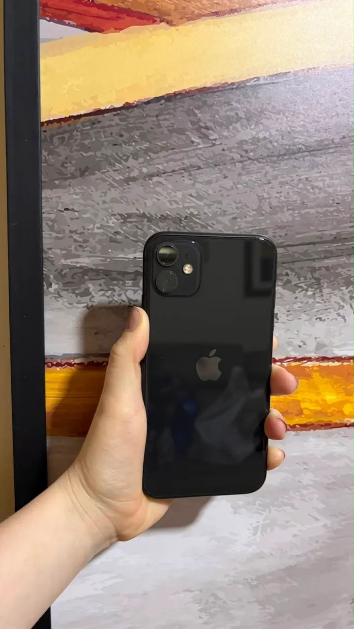 iPhone 11