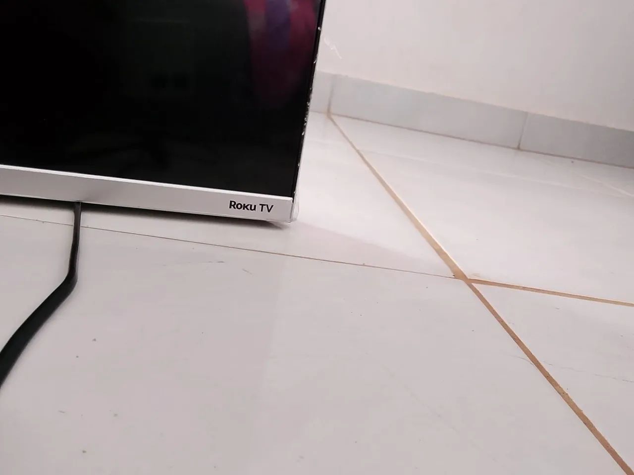 TV philco 32 polegadas tela quebrada - Foto 3