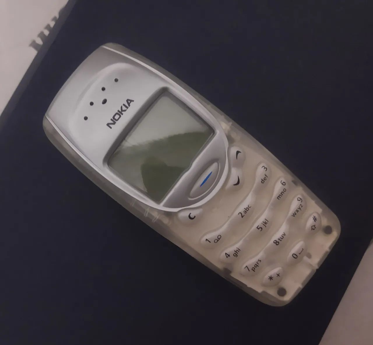 Nokia 3310 celular antigo TRANSPARENTE LED AZUL DE CHIP  - Foto 2