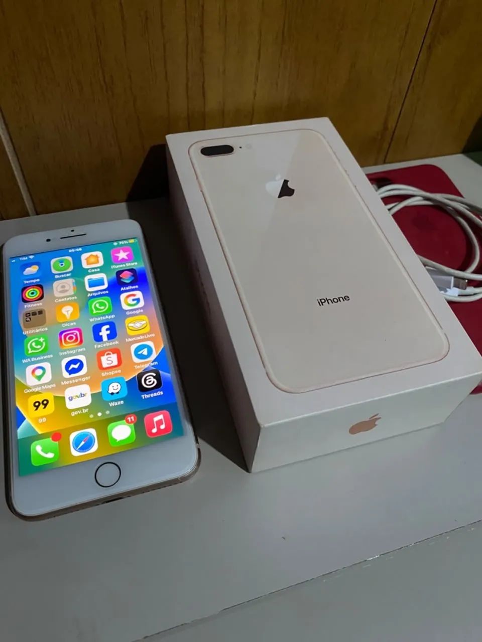 iPhone 8plus todo original com caixa e cabo original  - Foto 2