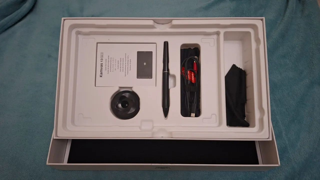 Mesa Display HUION Kamvas 13 Gen 3 - Foto 4