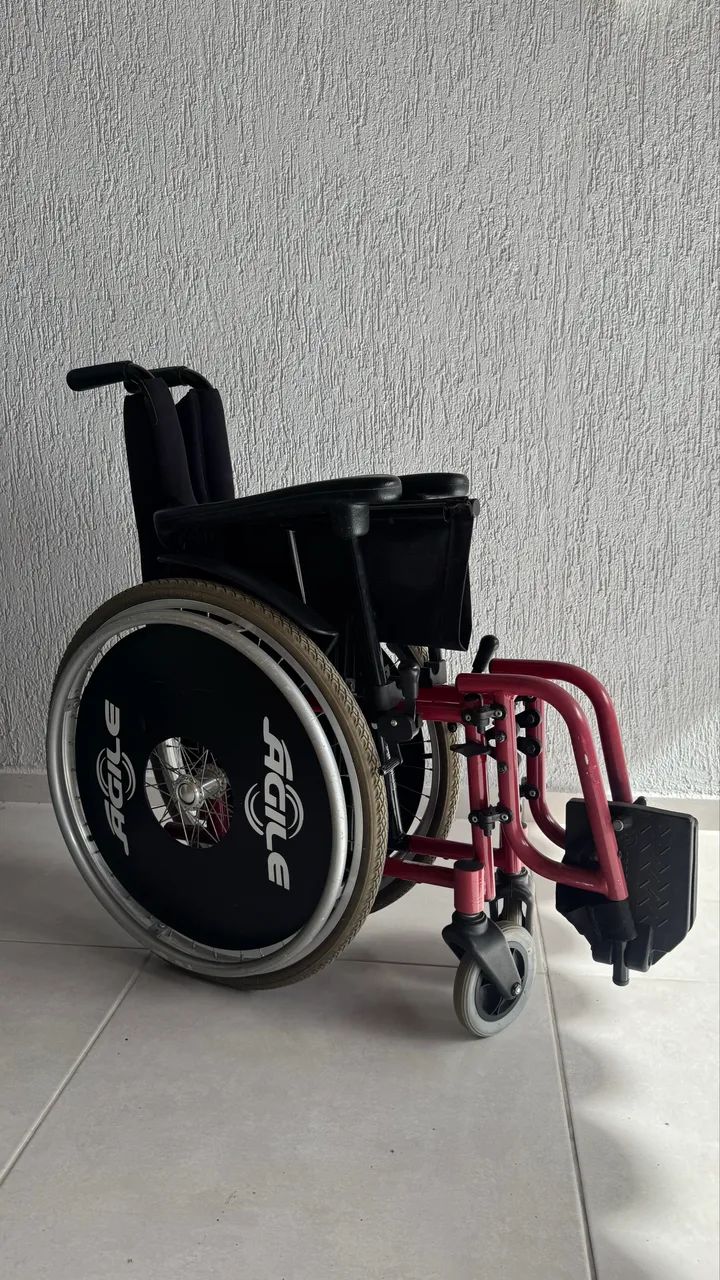 Cadeira de rodas  - Foto 3