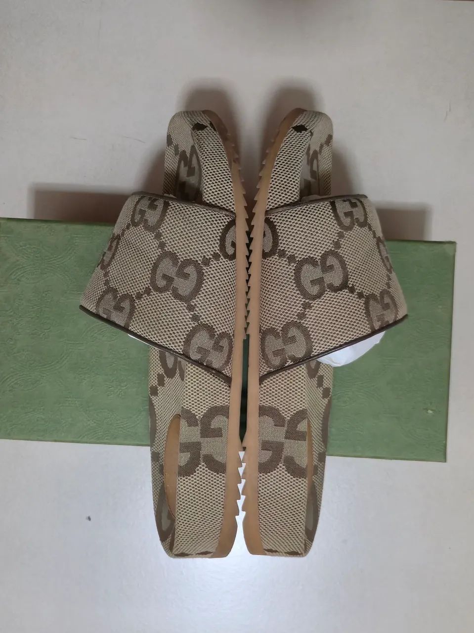 Slide Gucci Monogram - Foto 5