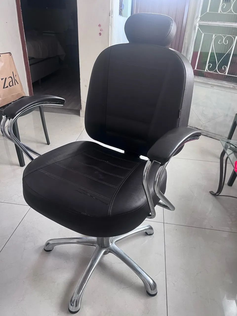 Poltrona salão  - Foto 2