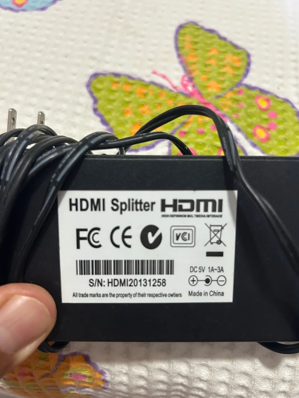 Hub de HDMI 1 x 4 portas.  Com fonte inclusa - Foto 2