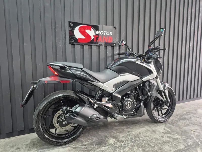 Bajaj Dominar 250 50 cc  - Foto 3