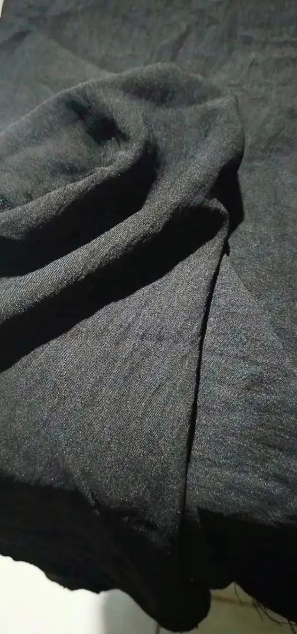 Peça de tecido e uma máquina de corte de disco  - Foto 3