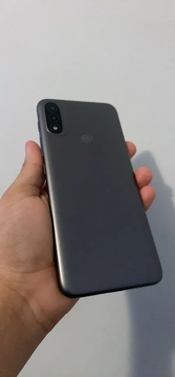 Moto e20 
