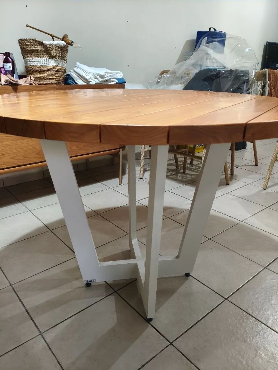 Mesa com 4 Cadeiras.  - Foto 5
