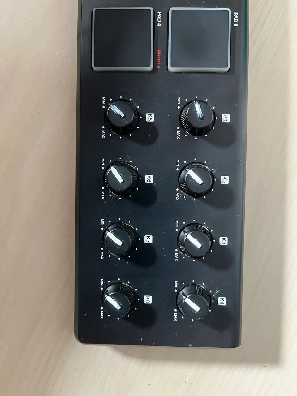Akai LPD8 Laptop Pad Controller (primeira geração) - Foto 3