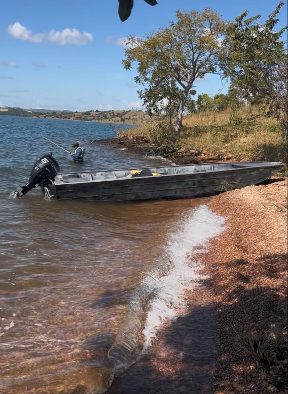 Barco com carreta e motor prontos para uso. - Foto 2