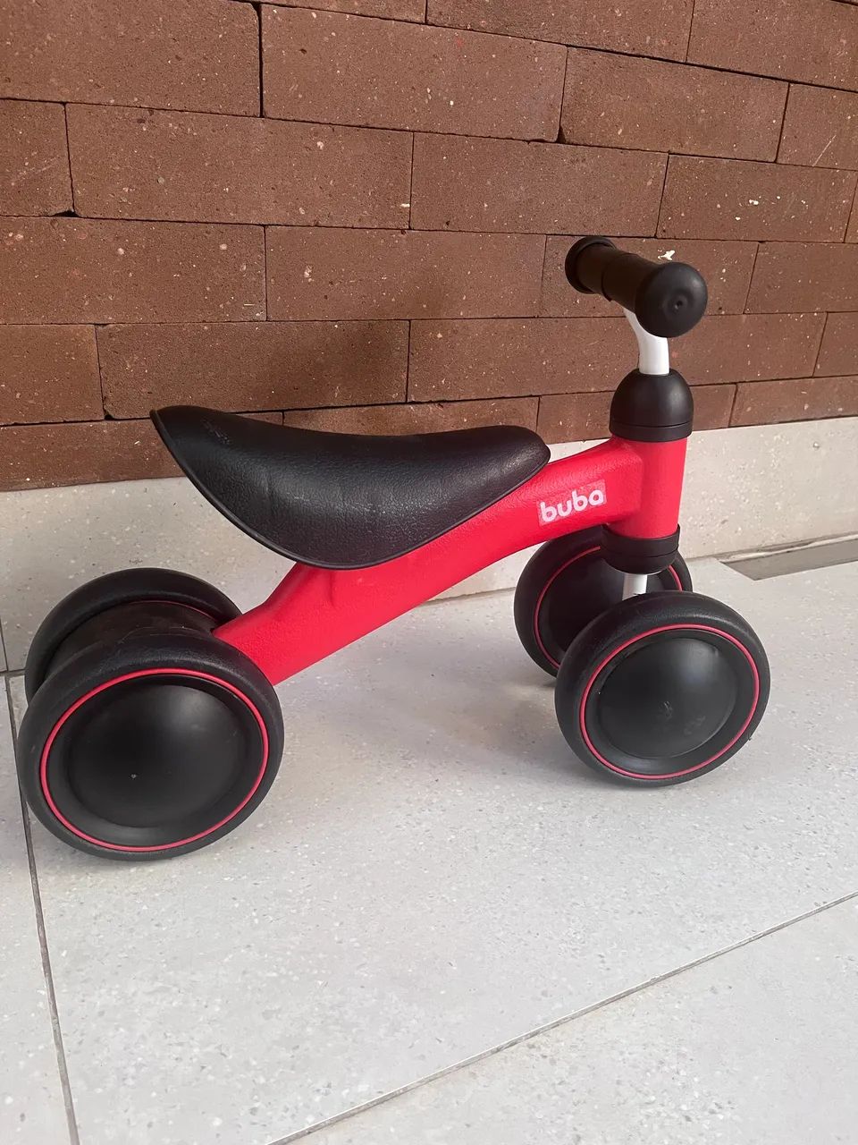 Bicicleta de equilíbrio BuBa