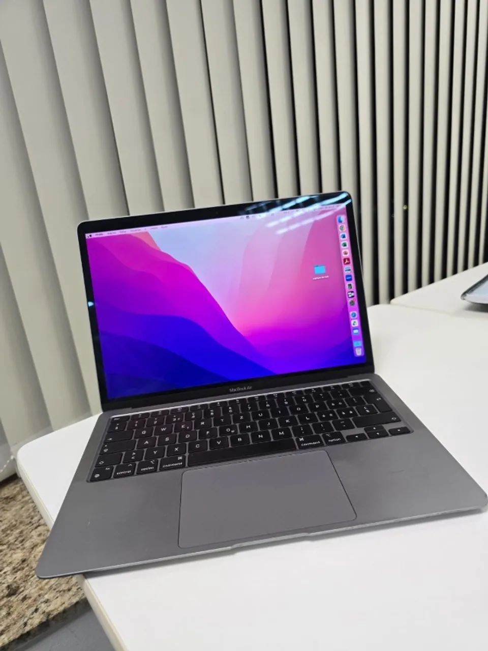 MACBOOK AIR M1 8GB