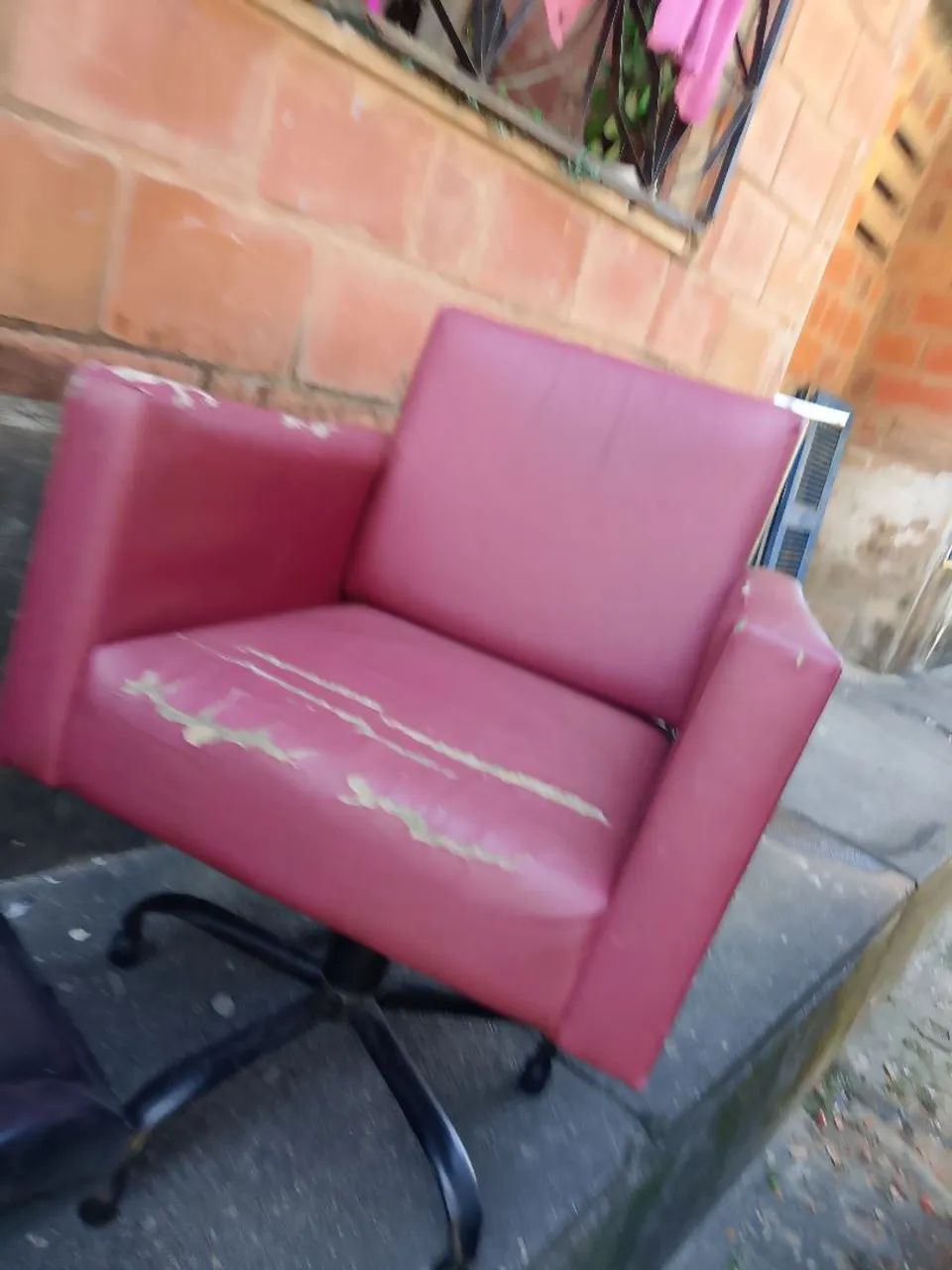 Estou vendendo um lavatório e um cadeira de salão  - Foto 4