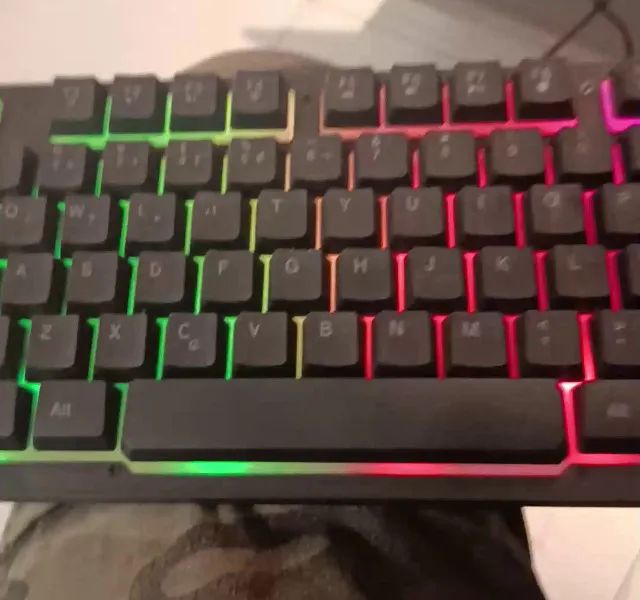 Teclado Mecânico Retroiluminado com Fio - Foto 2