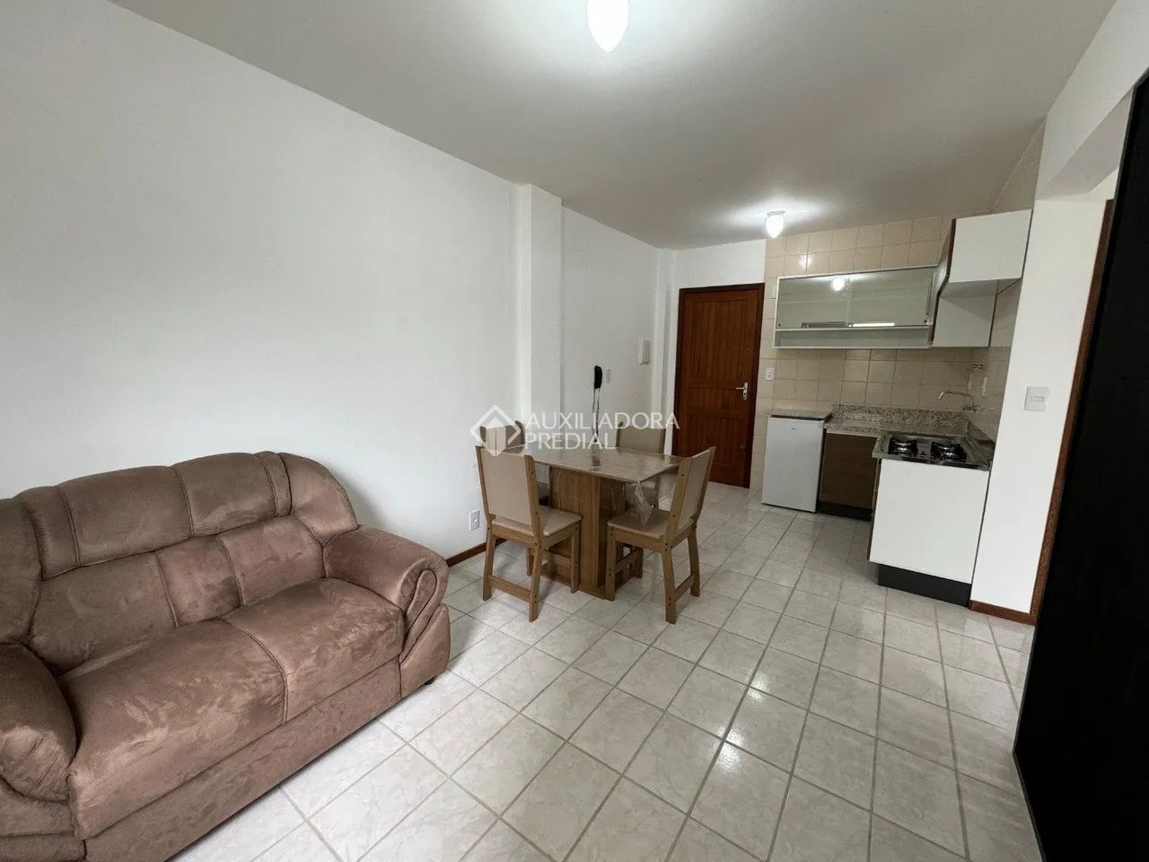 Apartamento mobiliado Res. Solar da Serra - Foto 2