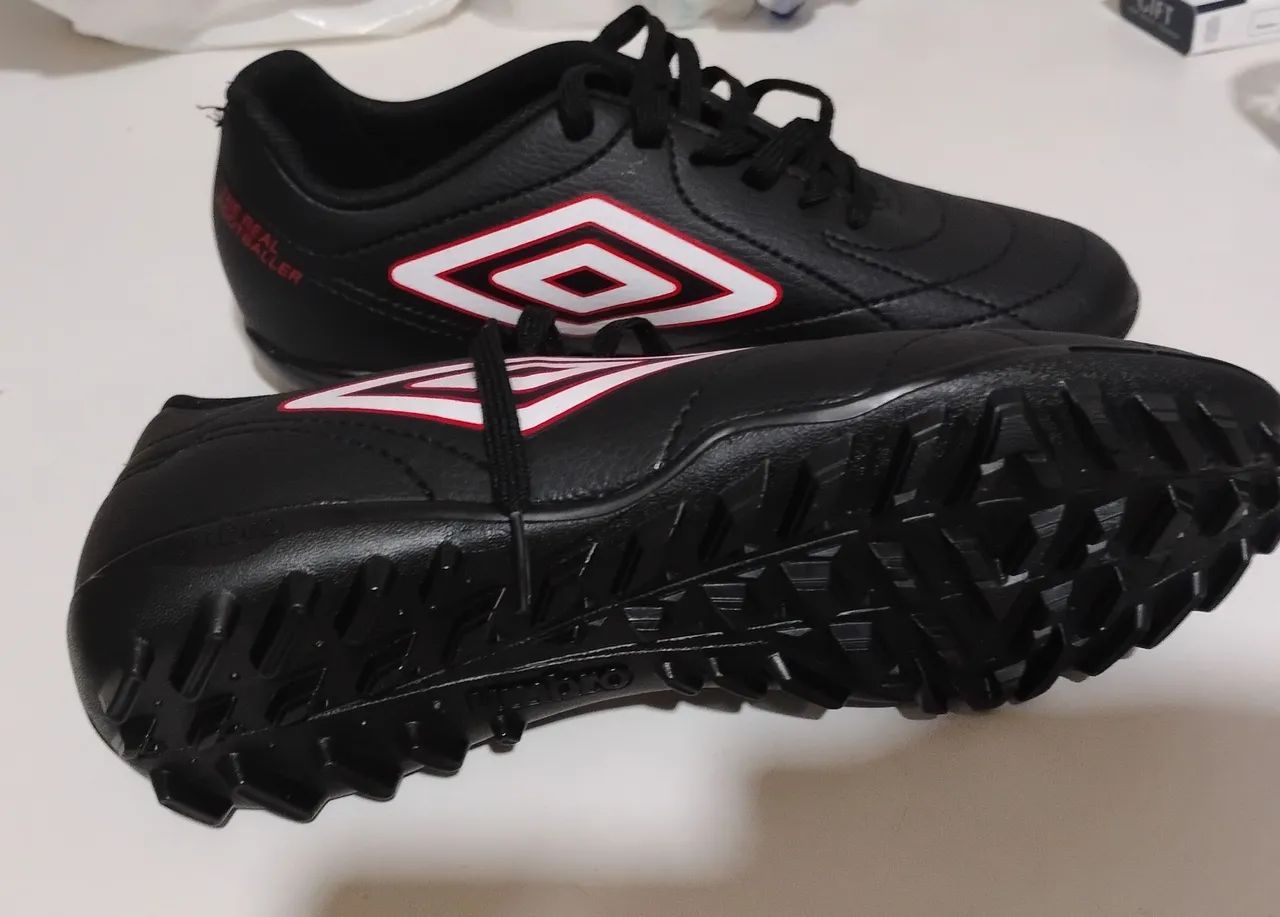 Chuteira n 38 39. Novo