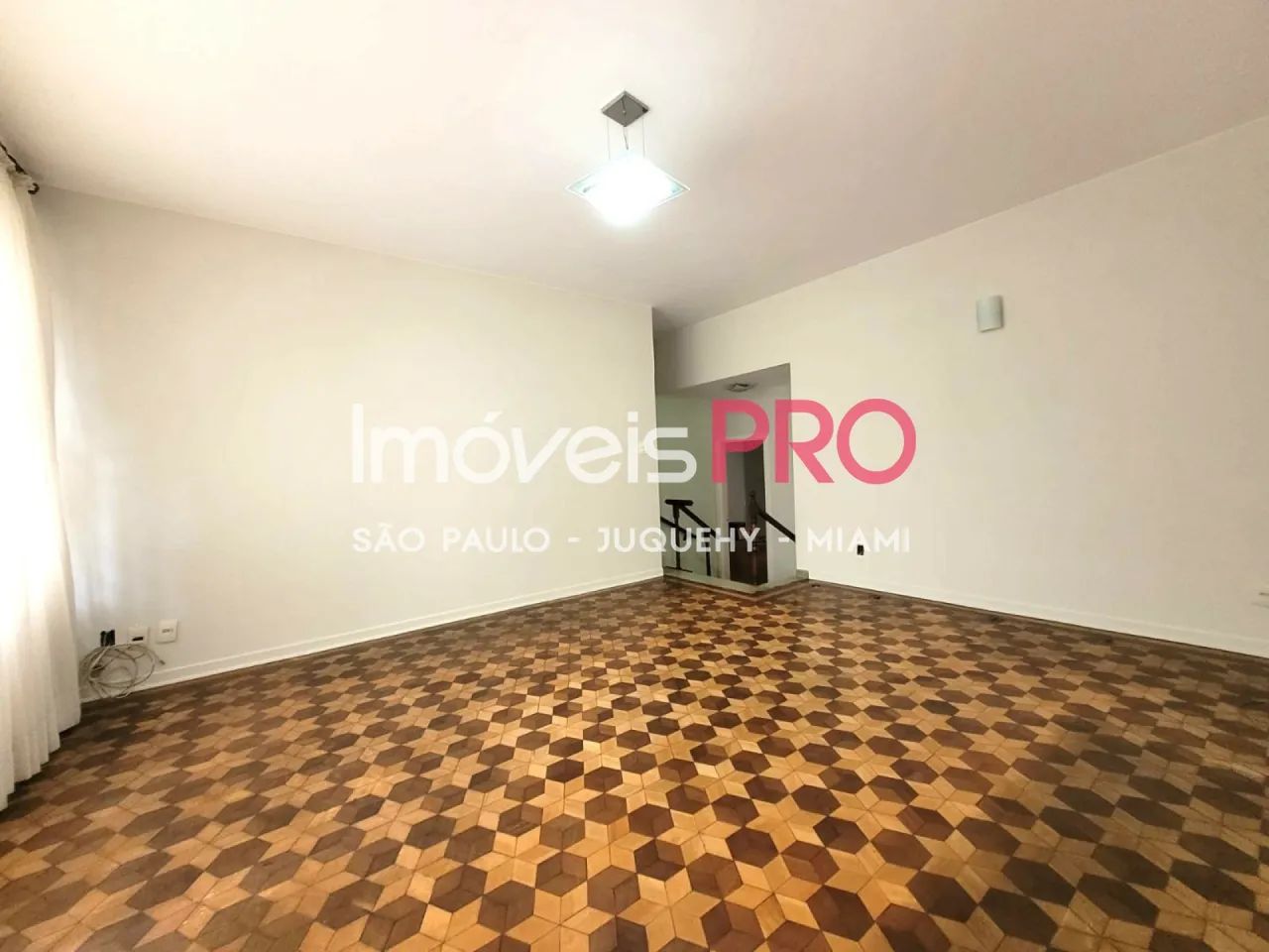 Casa térrea com 181 metros - Foto 2