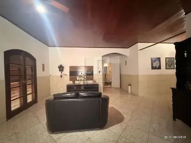 Casa com 4 Quartos, Lazer Completo e Terreno de 918 m²  PT06 - Foto 2
