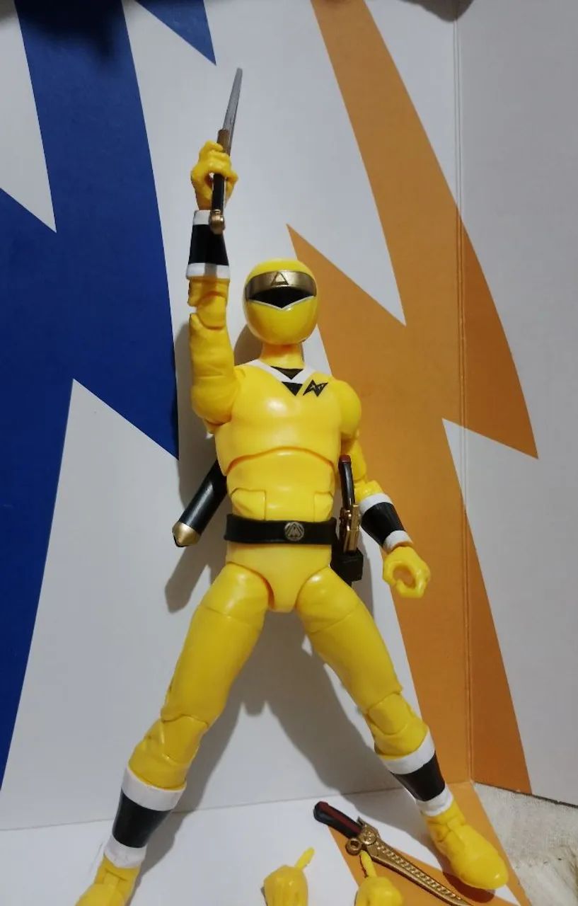 Power Ranger Lighting Collection Alien Ranger Amarelo - Foto 3