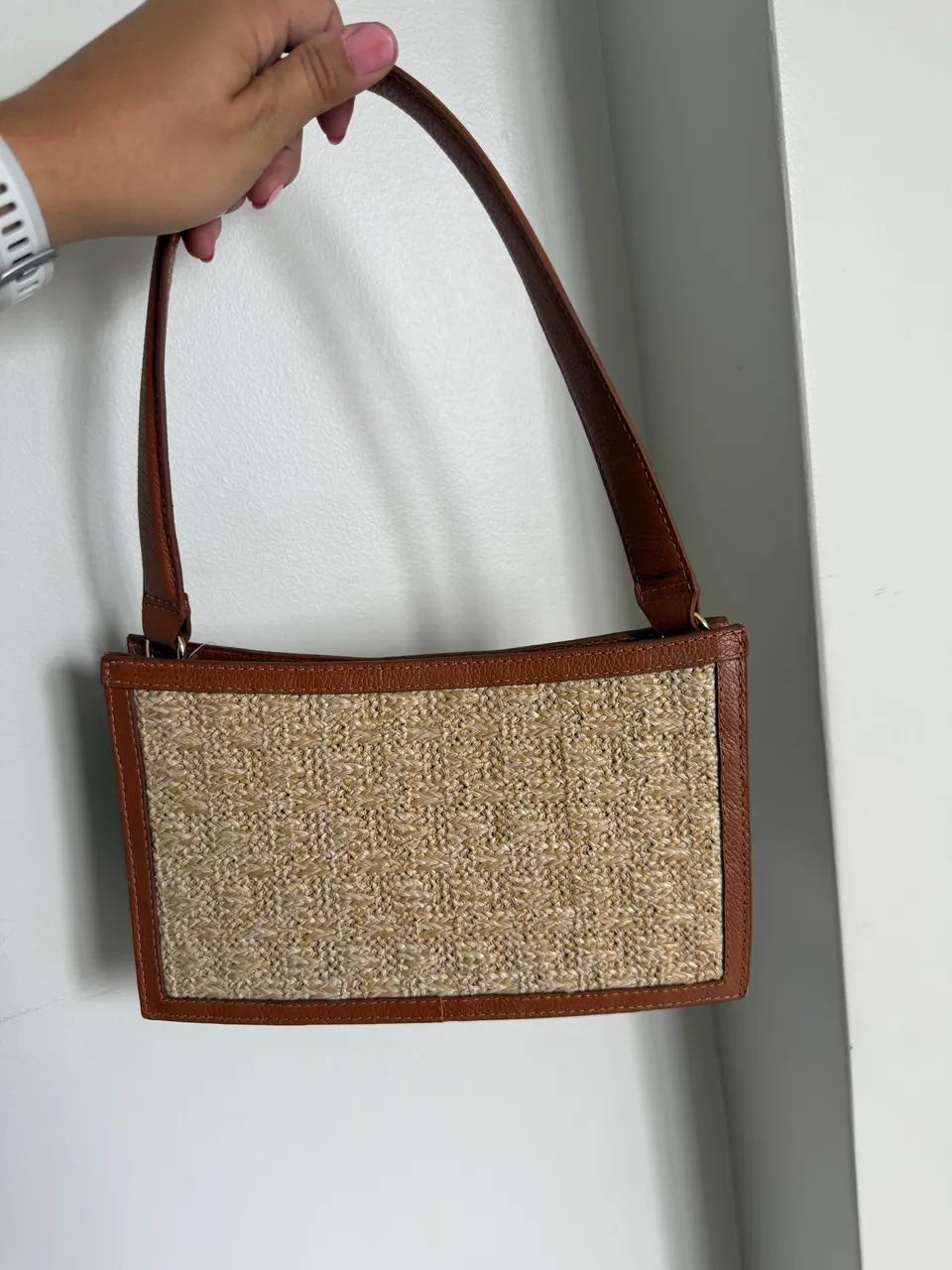 Bolsa Jorge Bischoff com detalhes de miçangas  - Foto 3