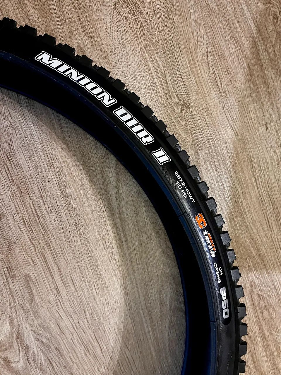 Maxxis Minion DHR2 29X2.40 3C E50 - Foto 2