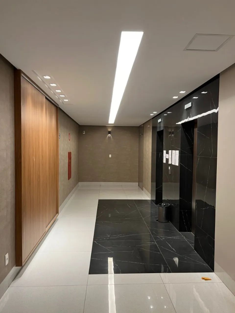 Alugo Sala Comercial no Centro | Próximo à Praça Coronel Prates