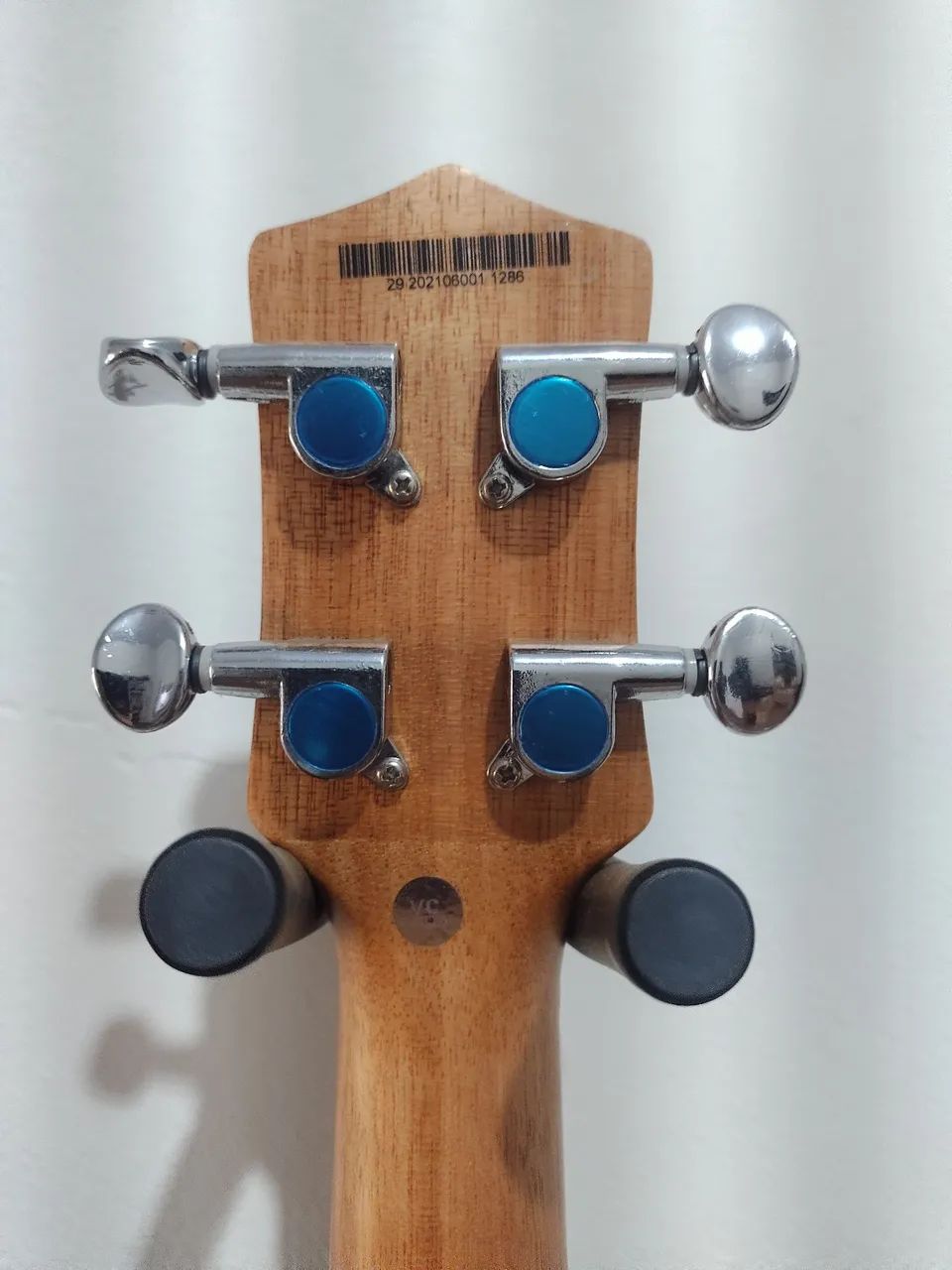 Vendo ukulele Tagima  - Foto 4